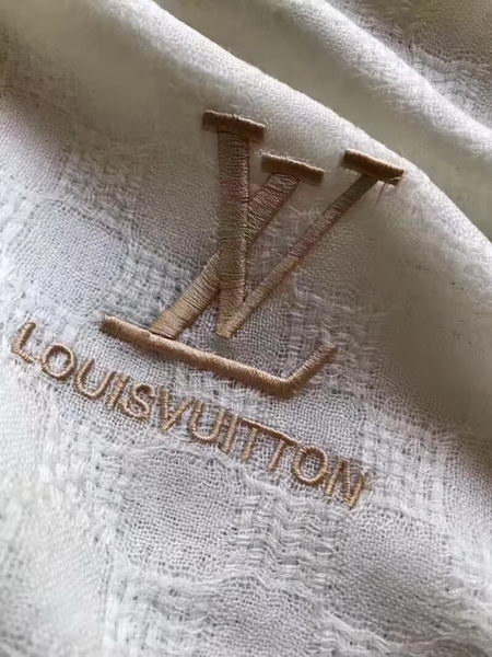 Louis Vuitton Scarf LVS9223E Louis Vuitton Scarf LVS9223E