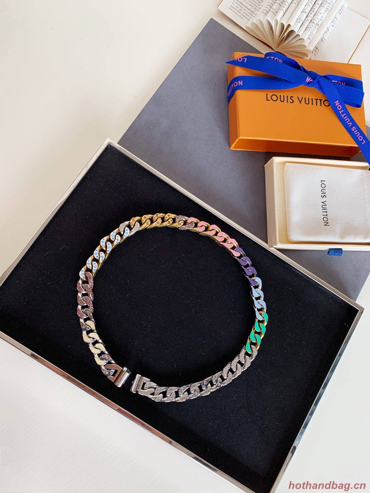 Louis Vuitton Necklace CE6232 Louis Vuitton Necklace CE6232