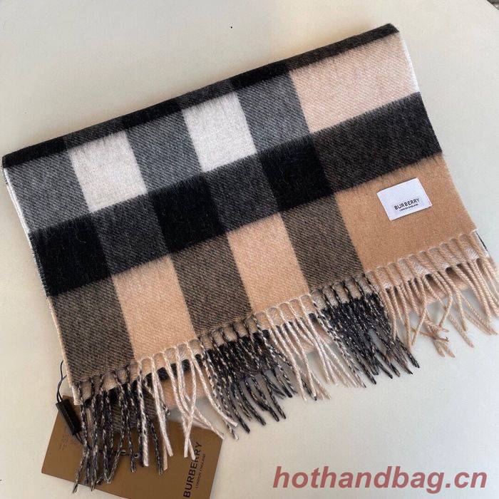 Burberry Scarf BBC00028 Burberry Scarf BBC00028