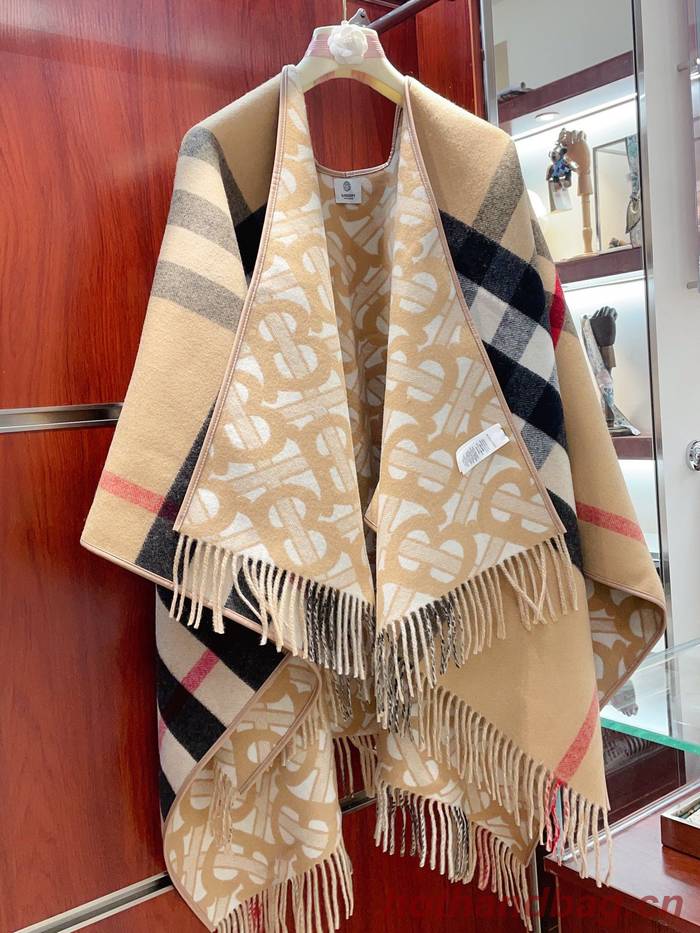 Burberry Cloak BBC00166 Burberry Cloak BBC00166