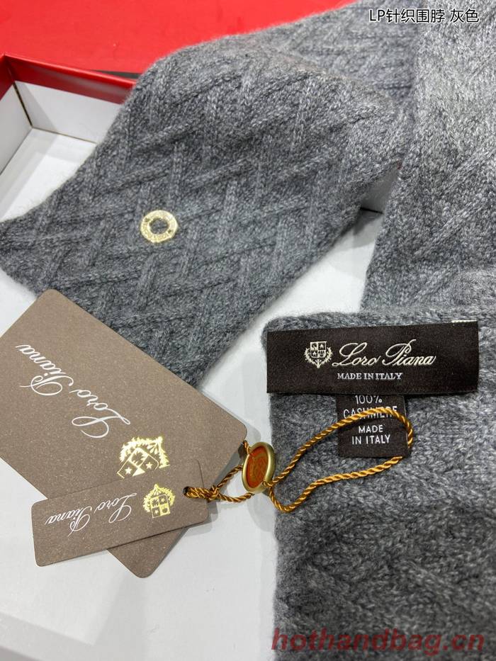 Loro Piana Scarf LPC00028 Loro Piana Scarf LPC00028