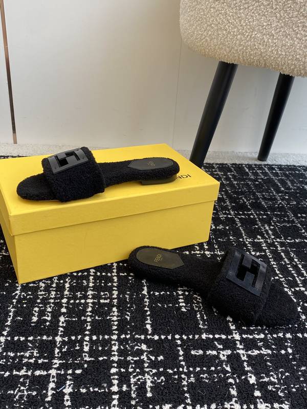 Fendi Shoes FDS00126