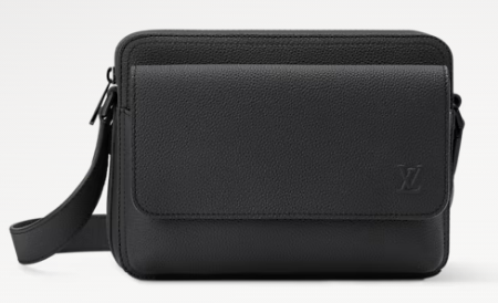 Louis Vuitton Boarding Messenger M15265 black