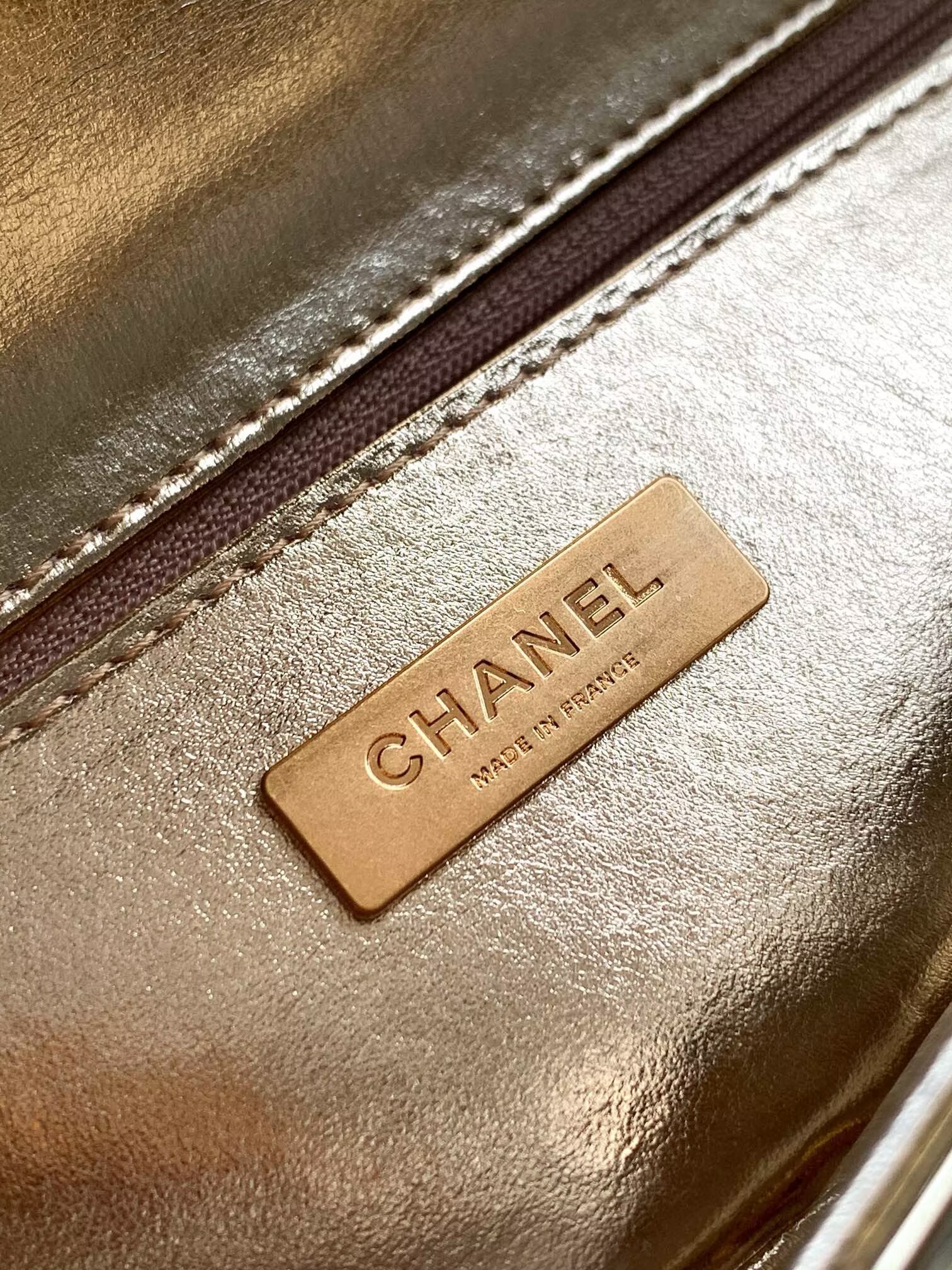 Chanel 25K Original Patent Leather Top Handle Bag A6321 Gold Chanel 25K Original Patent Leather Top Handle Bag A6321 Gold
