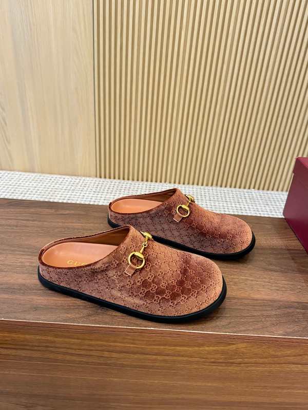 Gucci Shoes GUS00881 Heel 2CM