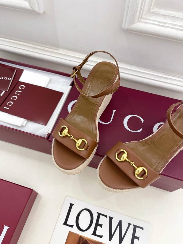 Gucci Shoes GUS00910 Heel 9CM