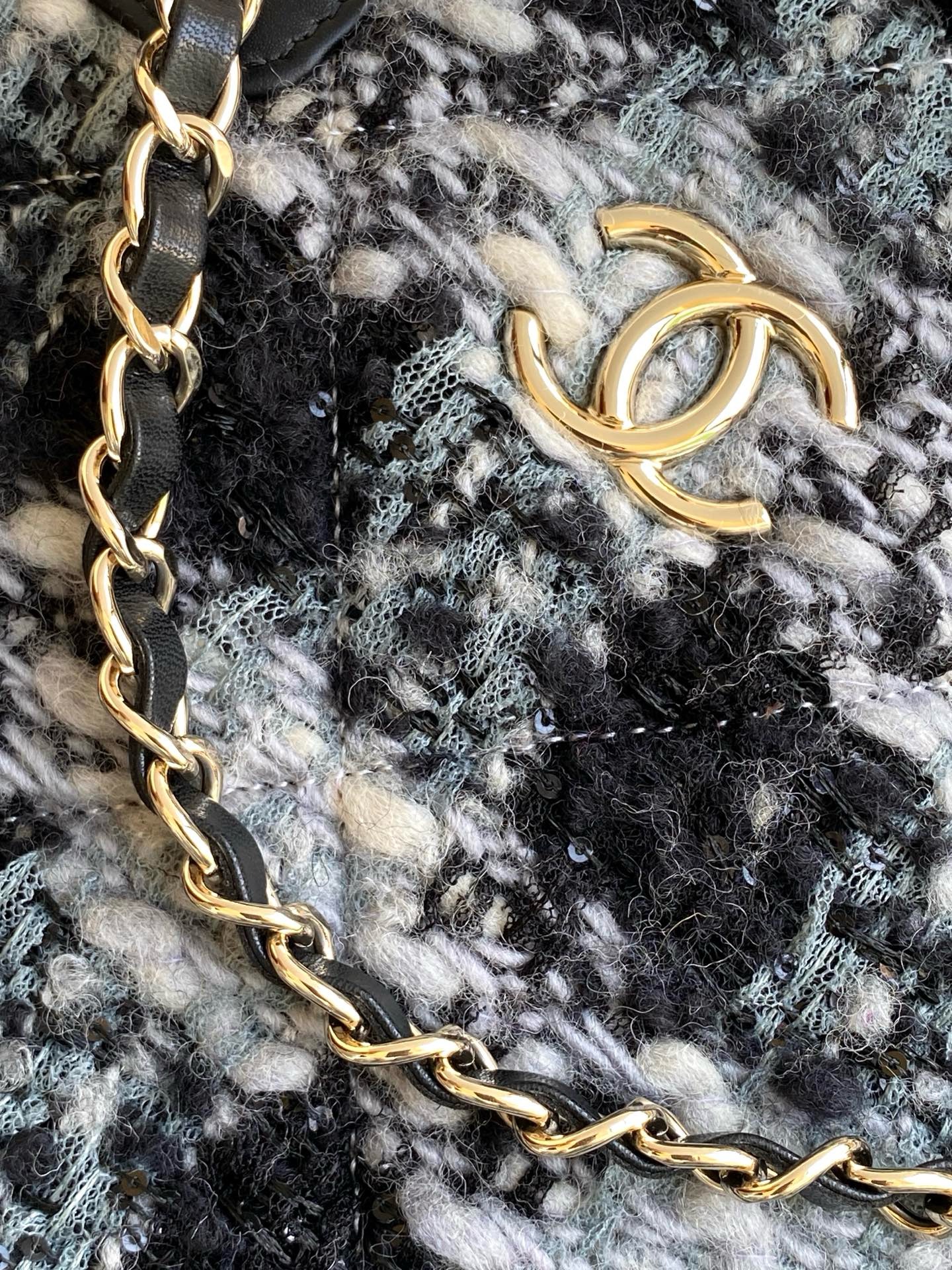 CHANEL Shopping Bag AS5689 Black & Grey