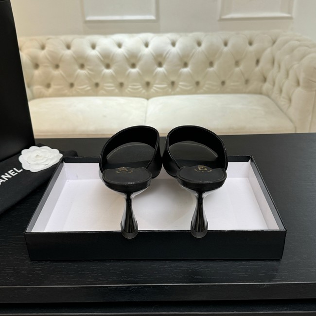 Chanel Mules Patent Calfskin 97163-6