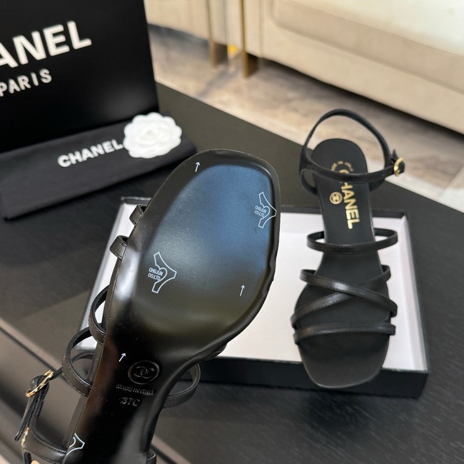 Chanel Sandals Patent Calfskin G46902-1