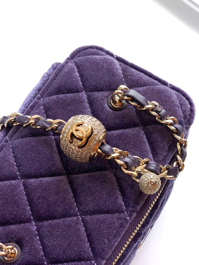 CHANEL velvet Vanity with Chain AP3940 Purple