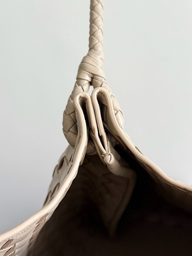 Bottega Veneta Parachute 826212 Tufo&Brass finish