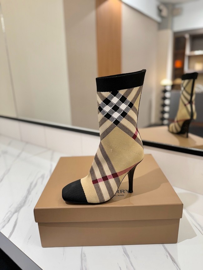 BurBerry Ankle Boot 87214-2