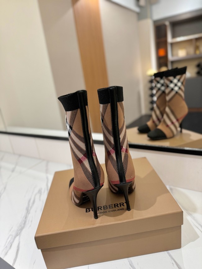 BurBerry Ankle Boot 87214-3