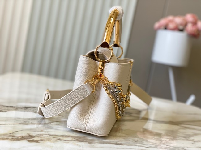 Louis Vuitton Capucines East-West BB M26345 Vanilla