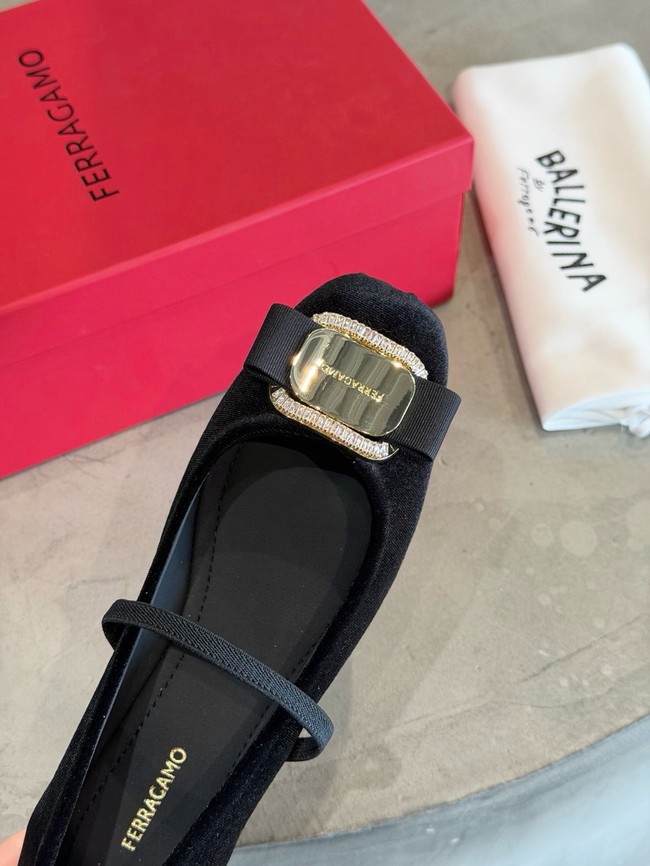 Ferragamo Flat shoes 21039-3