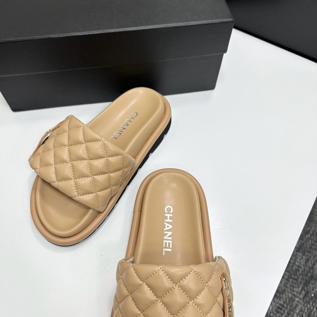 Chanel slipper 21061-1