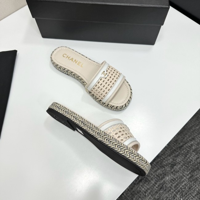 Chanel Slippers 55724-3