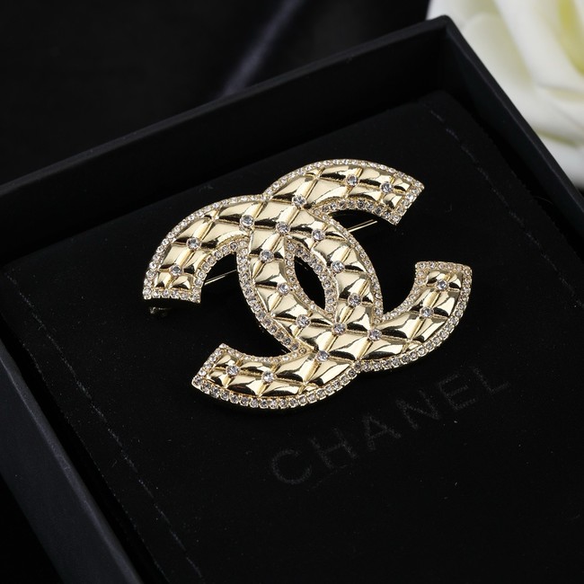 Chanel brooch CE81913