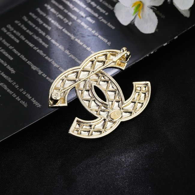 Chanel brooch CE81913