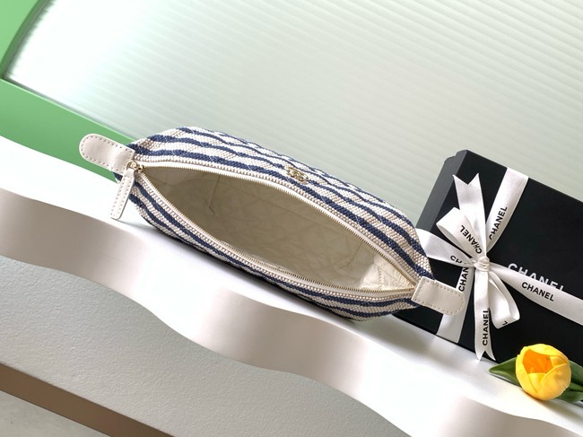 CHANEL Zipped Case AP4990 blue